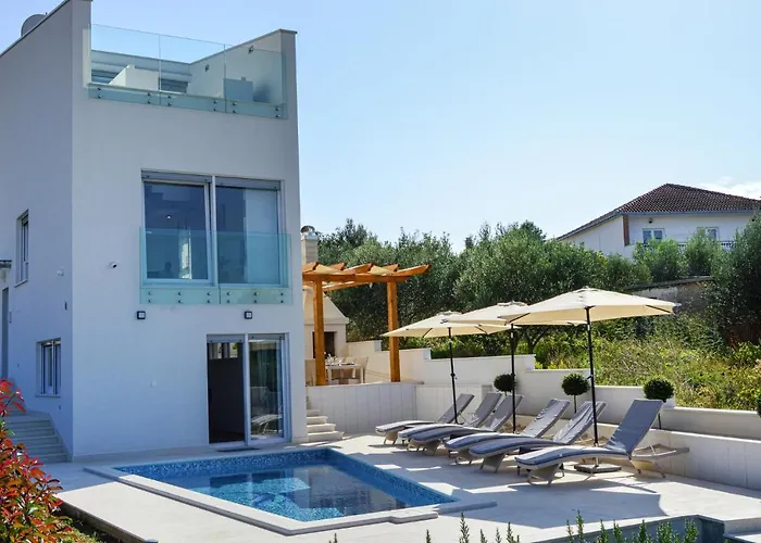 Hébergement de vacances Amazing Home In Okrug Gornji Trogir